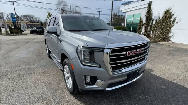 2024 GMC Yukon SLT
