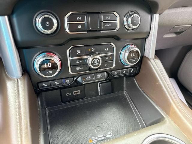2022 GMC Yukon SLT