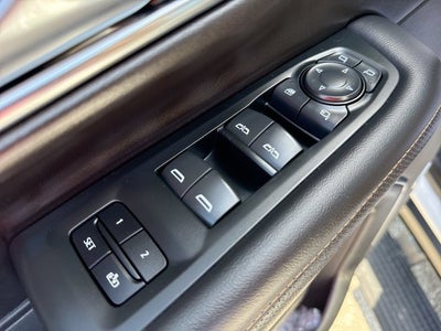 2021 GMC Yukon XL AT4