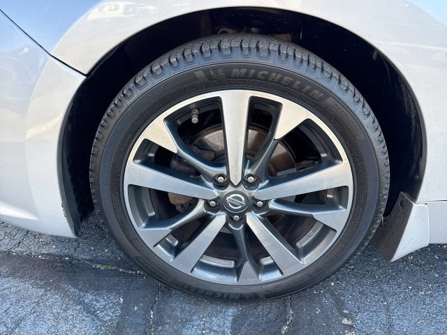 2016 Nissan Altima 2.5 SR