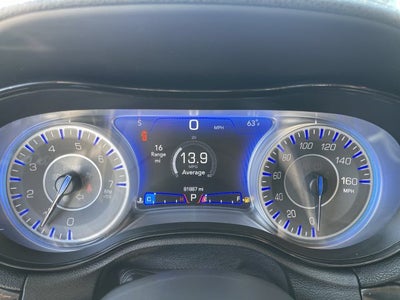 2022 Chrysler 300 Touring L
