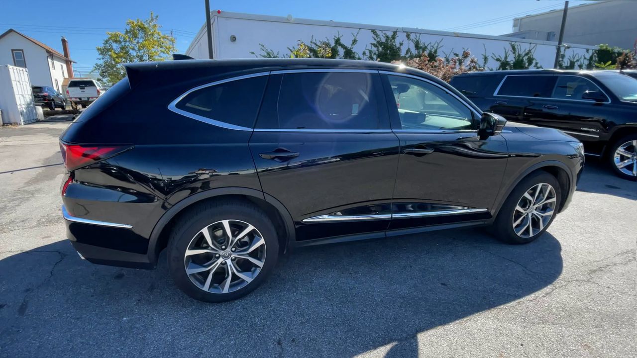 2022 Acura MDX w/Technology Package