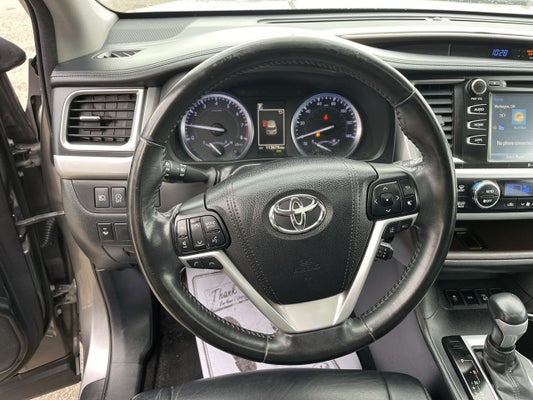 2018 Toyota Highlander SE in Woodhaven, MI - Feldman Chrysler Dodge Jeep Ram Auto Group