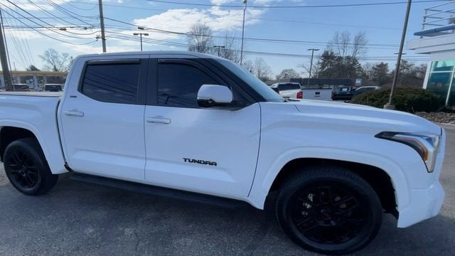 2024 Toyota Tundra 4WD SR5