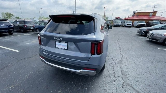 2024 Kia Sorento S