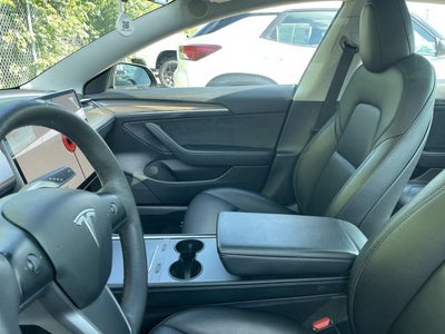 2022 Tesla Model 3 Rear-Wheel Drive