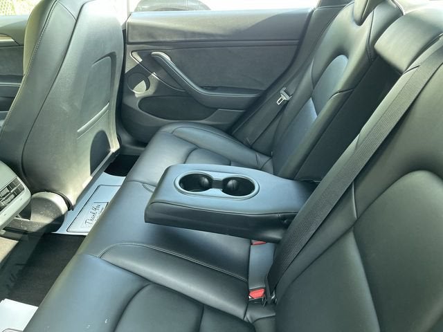 2022 Tesla Model 3 Rear-Wheel Drive